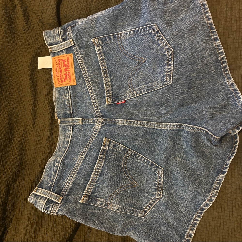 Levi's High-Waisted mom Shorts
